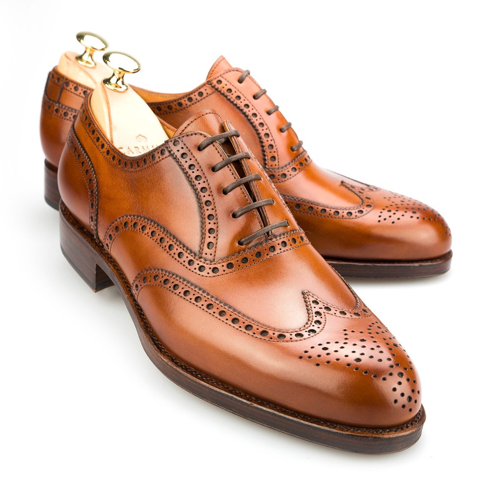 Họa tiết Brogues trong giày da