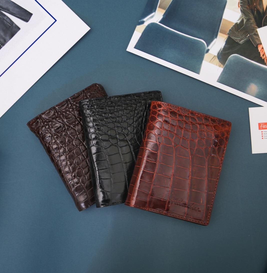 Ví da cá sấu da bụng 1 mặt - Leather Wallet Crocodile S2021 - Mã S93B - Dáng đứng